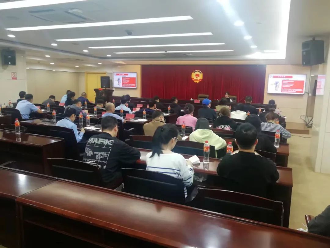 【龙宣一周汇10.9-10.15】温州湾新区党工委、龙湾区委理论学习中心组召开专题学习会