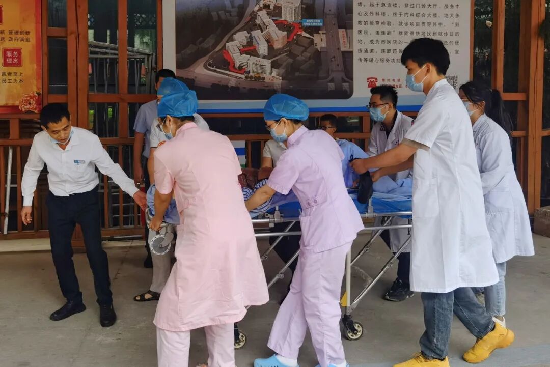 【聚焦】安全！有序！高效！南安市医院完成首批病区搬迁工作-小辉娱乐网