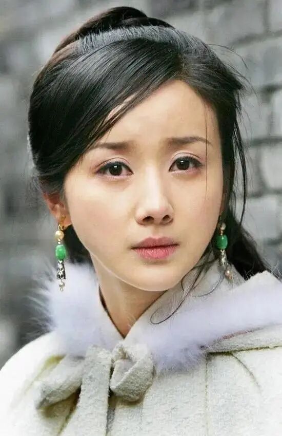 孙菲菲曝光“娱乐圈霸凌事件”，最新进展：施暴者被拘留10日-小辉娱乐网