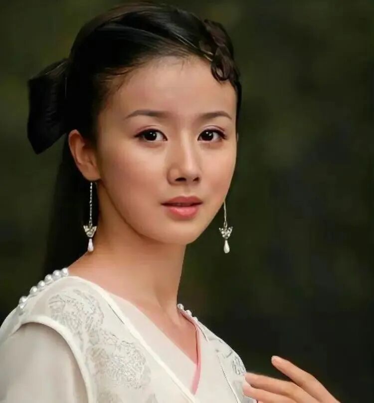 孙菲菲曝光“娱乐圈霸凌事件”，最新进展：施暴者被拘留10日-小辉娱乐网