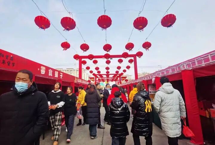 欢欢喜喜过大年！阜阳这里真热闹！-小辉娱乐网