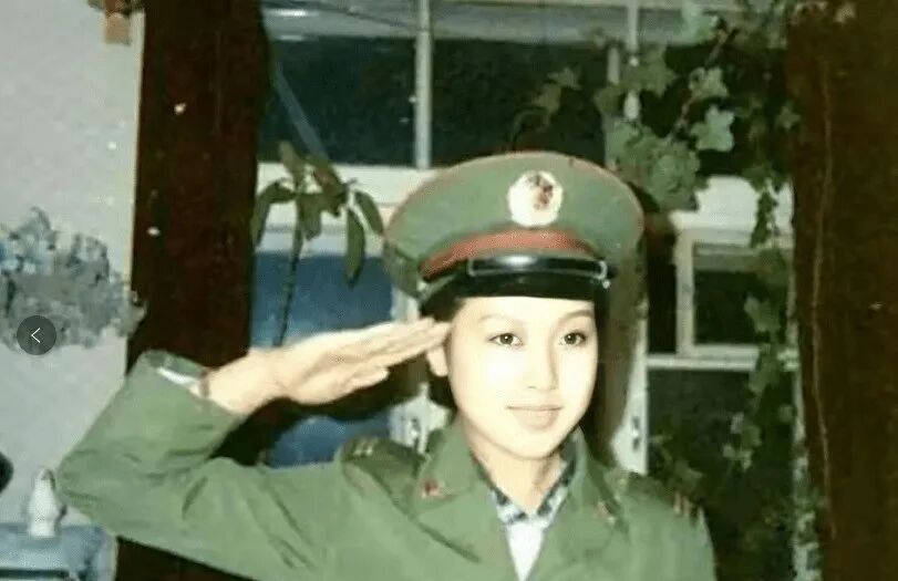 51岁歌手孙悦参加天津马拉松！-小辉娱乐网