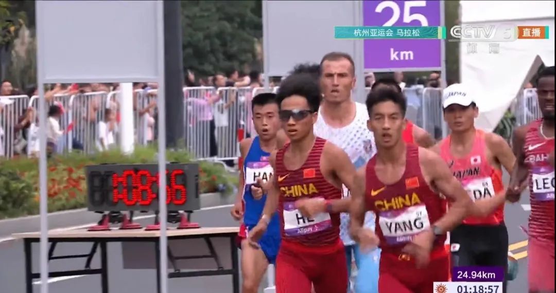 中国首枚亚运会男子马拉松金牌！祝贺何杰！