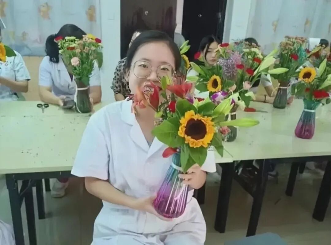 “我想陪伴我的宝贝女儿，去当大体老师”-小辉娱乐网