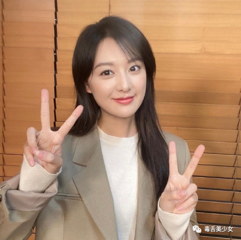 但金智媛,都不至于让人认不出来.