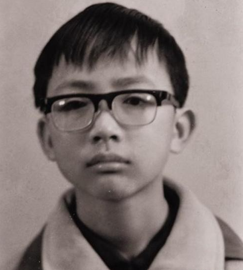 15岁救火牺牲的赖宁，牺牲30多年后，雕像被拆除，教科书删除事迹，照片被学校摘下-小辉娱乐网