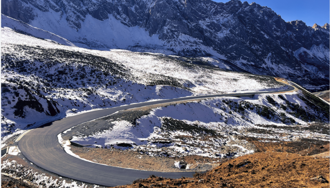 升级！洛克之路（迭部段）完成铺油