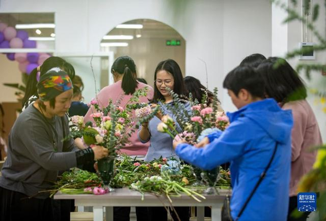举国欢庆团圆时｜速看！汤池假日的N种玩儿法 →-小辉娱乐网